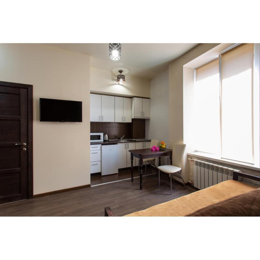 Studio Apartments In The City Center Kharkov Luaran gambar